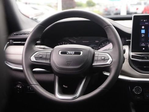 Used 2023 Jeep Compass Limited AWD/4WD image 22