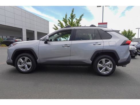 Certified 2021 Toyota RAV4 Limited AWD/4WD image 6