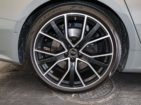 Used 2023 Audi S7 Prestige w/ Prestige Package image 48