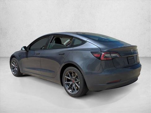 Used 2022 Tesla Model 3 Standard Range RWD image 7
