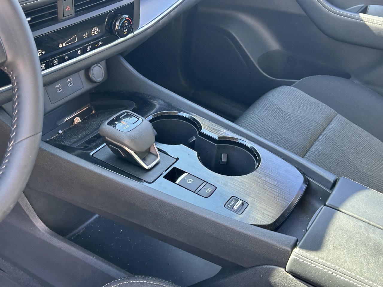 Used 2026 Nissan Rogue SV FWD image 13