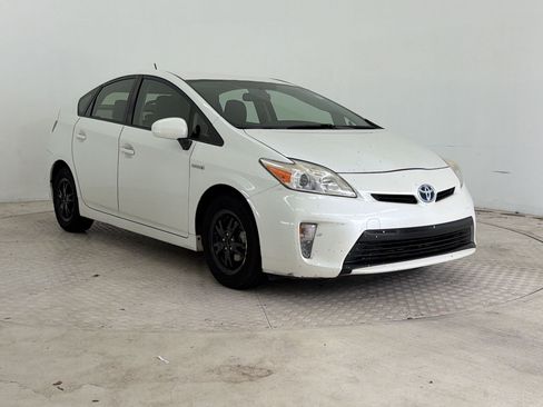 Used 2015 Toyota Prius Three FWD image 7