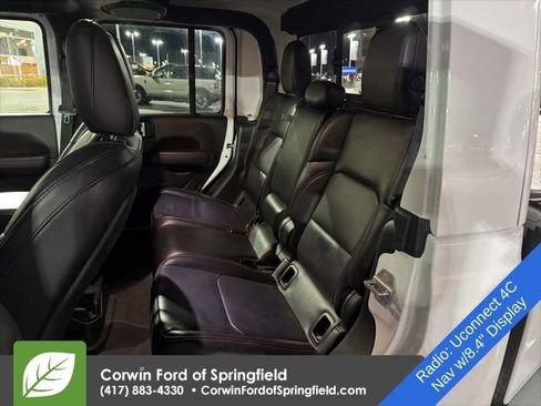 Used 2020 Jeep Gladiator Rubicon image 12