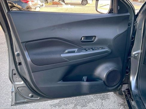 Used 2025 Nissan Kicks Play S image 21