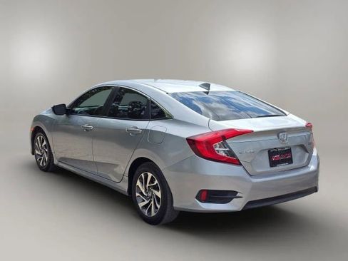 Used 2018 Honda Civic EX image 7