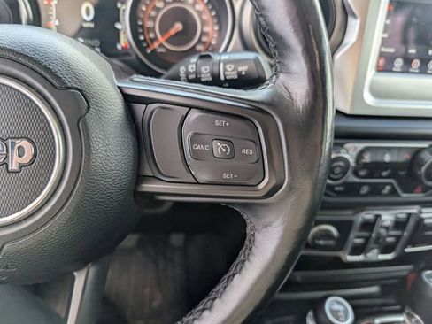 Used 2021 Jeep Wrangler Unlimited Sport AWD/4WD image 12