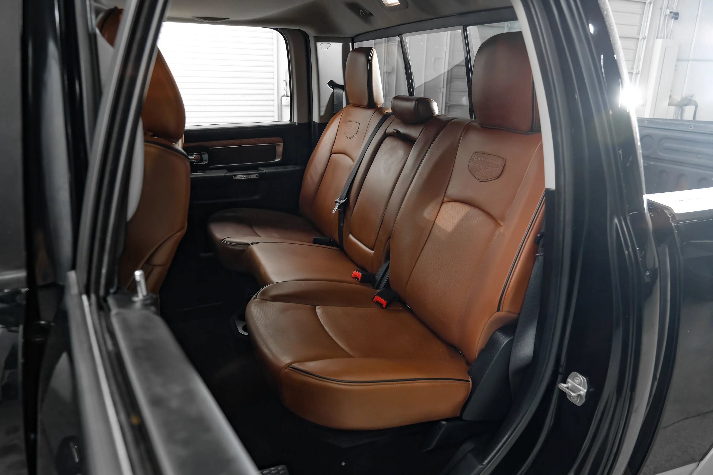 Used 2016 RAM 1500 Laramie Longhorn w/ Convenience Group AWD/4WD image 52
