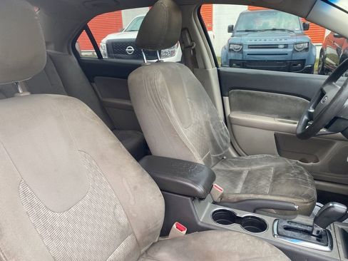 Used 2010 Ford Fusion SE image 20