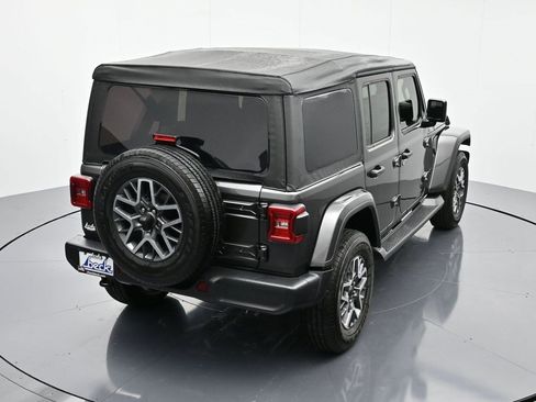 New 2025 Jeep Wrangler Unlimited Sahara w/ Technology Group image 36