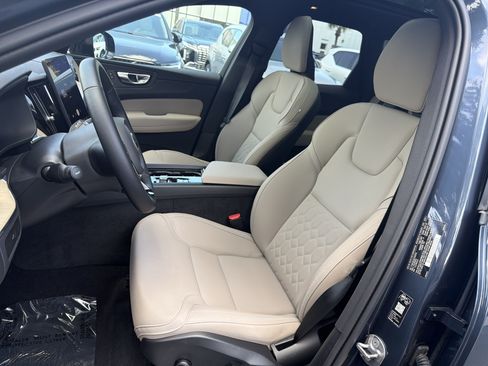 Certified 2026 Volvo XC60 B5 Core w/ Protection Package Premier AWD/4WD image 16