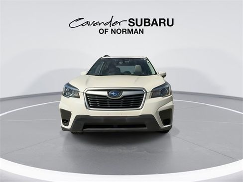 Used 2020 Subaru Forester Premium image 3