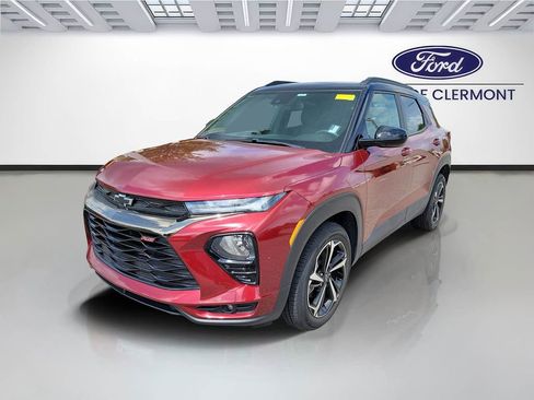Used 2022 Chevrolet TrailBlazer RS FWD image 2