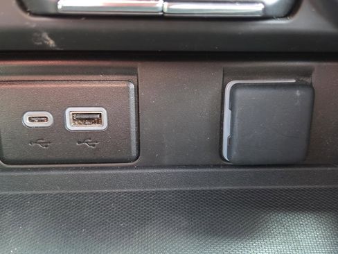 Used 2024 Chevrolet Tahoe Z71 w/ Z71 Off-Road Package image 39