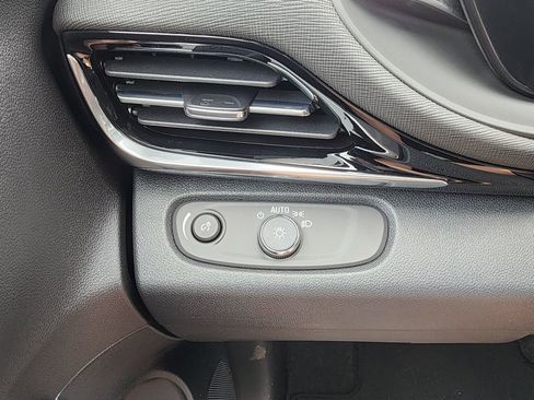 New 2026 Buick Envista Sport Touring w/ Convenience I Package image 18