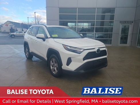 Used 2023 Toyota RAV4 XLE image 1