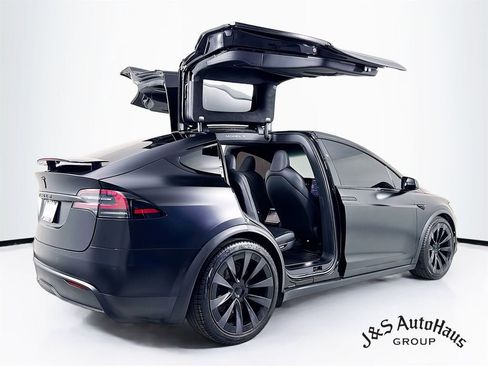 Used 2022 Tesla Model X AWD/4WD image 7