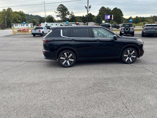 Used 2025 Mitsubishi Outlander SE FWD image 37