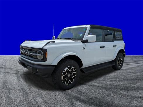 New 2026 Ford Bronco Outer Banks AWD/4WD image 8
