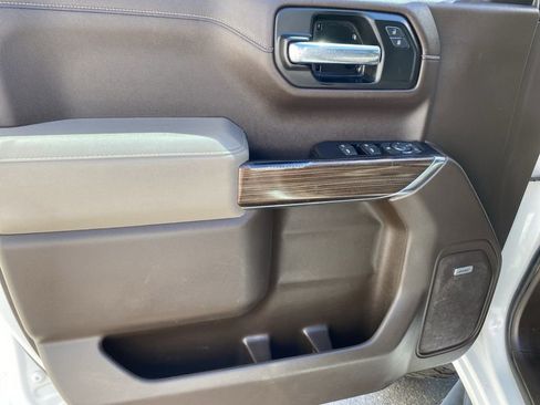 Used 2019 Chevrolet Silverado 1500 RST w/ All-Star Edition image 9