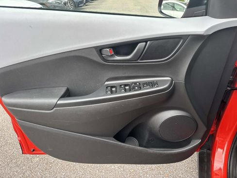 Used 2020 Hyundai Kona SE FWD image 20