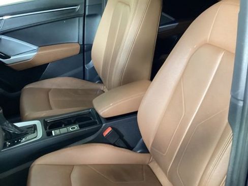 Certified 2022 Audi Q3 2.0T Premium Plus w/ Premium Plus Package image 11