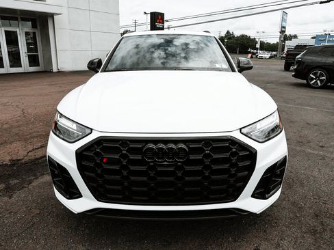 Used 2023 Audi SQ5 Premium Plus w/ Premium Plus Package AWD/4WD image 2
