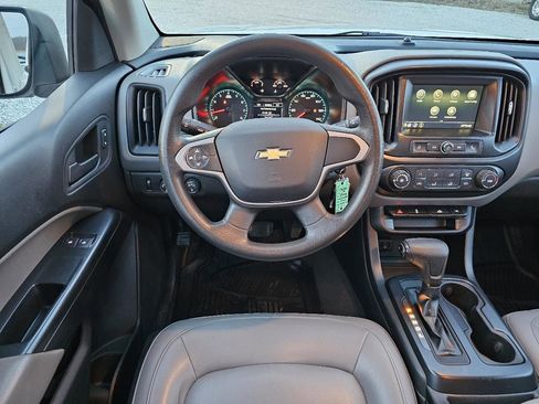 Used 2019 Chevrolet Colorado W/T w/ WT Convenience Package image 35