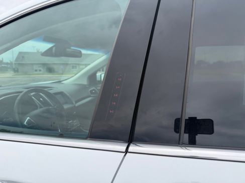 Used 2020 Ford Edge SEL w/ Convenience Package FWD image 14