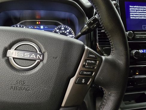 Used 2024 Nissan Titan Platinum Reserve w/ Moonroof Package image 28