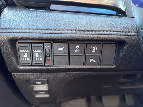 Used 2022 Honda Odyssey Elite image 15