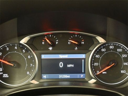 Used 2023 GMC Terrain AT4 image 10