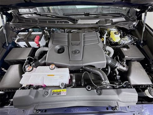 New 2026 Toyota Tundra Platinum image 30