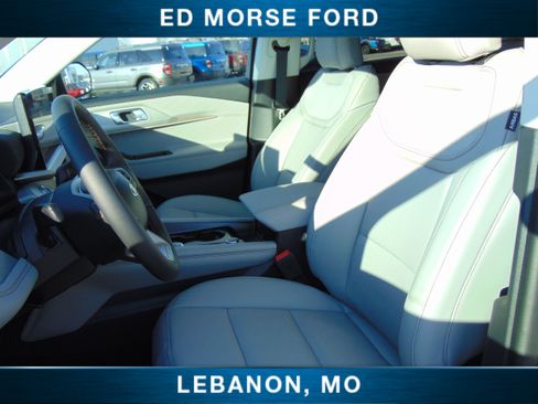 New 2026 Ford Explorer Active w/ Active Comfort Package AWD/4WD image 10