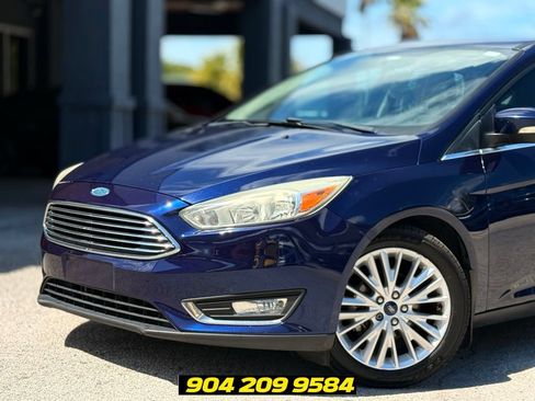 Used 2016 Ford Focus Titanium w/ Exterior Protection Package FWD image 2