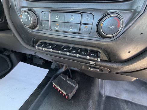Used 2016 Chevrolet Silverado 2500 W/T AWD/4WD image 42
