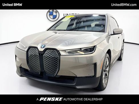 Used 2024 BMW iX xDrive50 AWD/4WD image 1