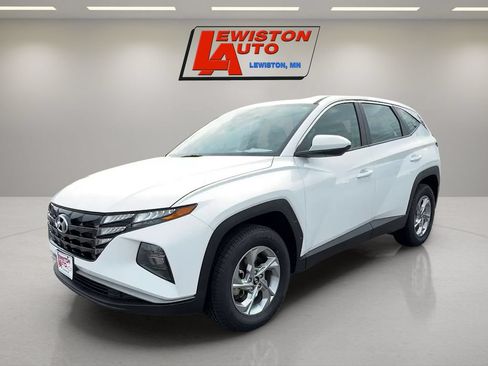 Used 2024 Hyundai Tucson SE AWD/4WD image 1