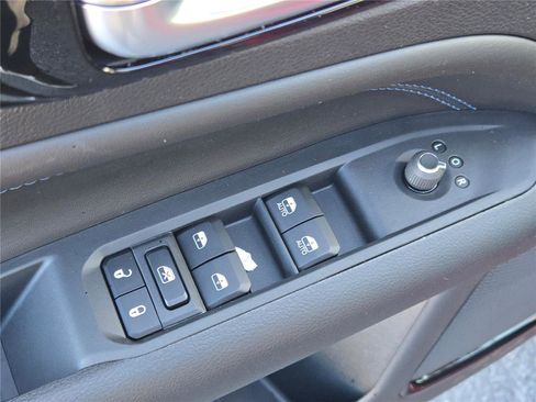 New 2026 Jeep Compass Latitude image 22