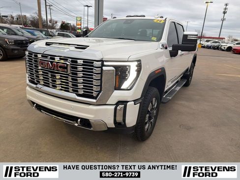 Used 2024 GMC Sierra 2500 Denali w/ Denali Reserve Package image 11