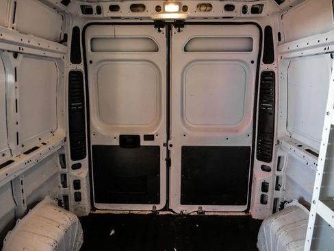 Used 2017 RAM ProMaster 1500 w/ Interior Convenience Group image 39