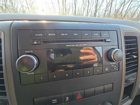 Used 2012 RAM 1500 Express image 22