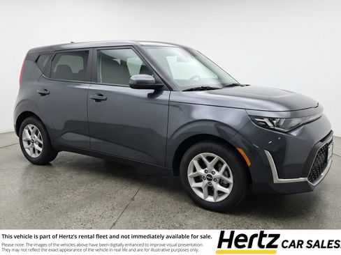 Used 2025 Kia Soul LX w/ LX Technology Package FWD image 1