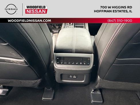 Certified 2025 Nissan Pathfinder SL w/ SL Premium Package image 30