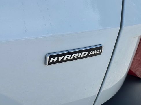 Used 2025 Ford Escape ST-Line Select AWD/4WD image 11