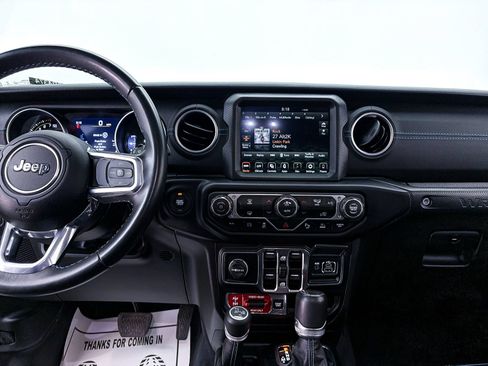 Used 2022 Jeep Wrangler Unlimited Rubicon 4xe w/ Safety Group AWD/4WD image 9