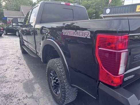 Used 2021 Ford F250 XLT w/ Tremor Off-Road Package AWD/4WD image 16