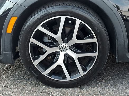 Used 2017 Volkswagen Beetle 1.8T Dune FWD image 8