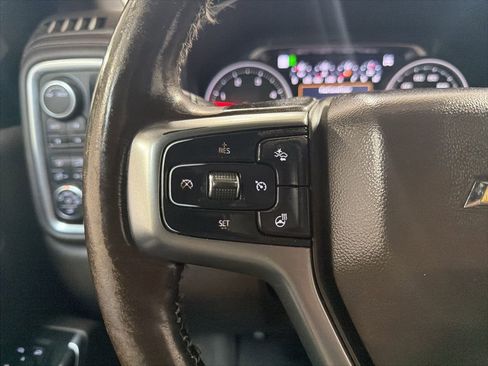 Used 2021 Chevrolet Silverado 2500 LTZ w/ LTZ Premium Package image 17