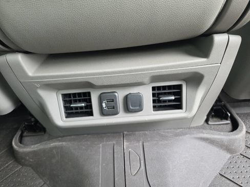 Certified 2020 Chevrolet Silverado 2500 LTZ w/ Snow Plow Prep/Camper Package AWD/4WD image 28