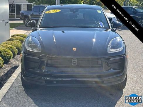 Used 2025 Porsche Macan Base w/ Premium Package Plus image 2